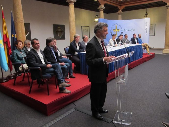 Palacios, durante su intervención en la asamblea de la FACC. 