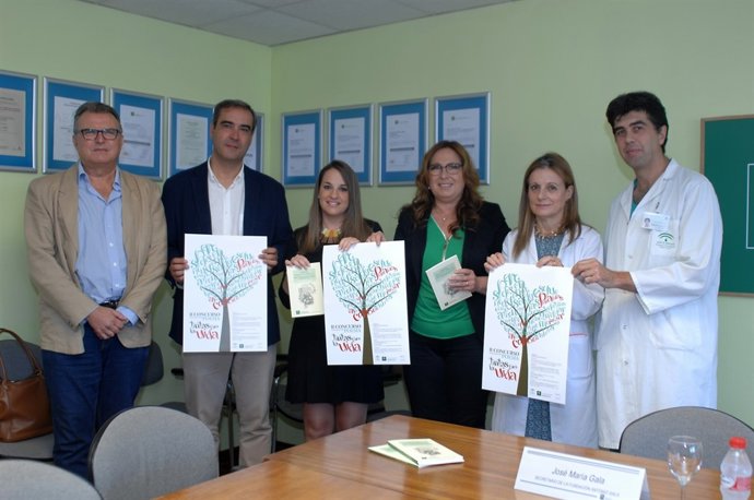 Ruiz y Luna (centro) en la presentación