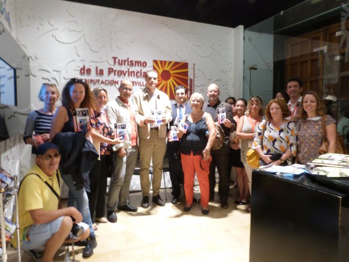 Diputación recibe a 15 agentes de turismo idiomático