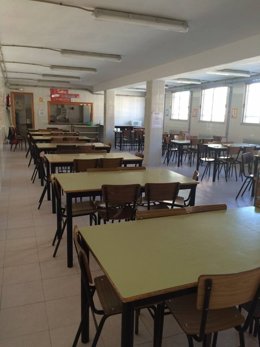 Comedor del colegio San José, en el polígono Almanjayar de Granada