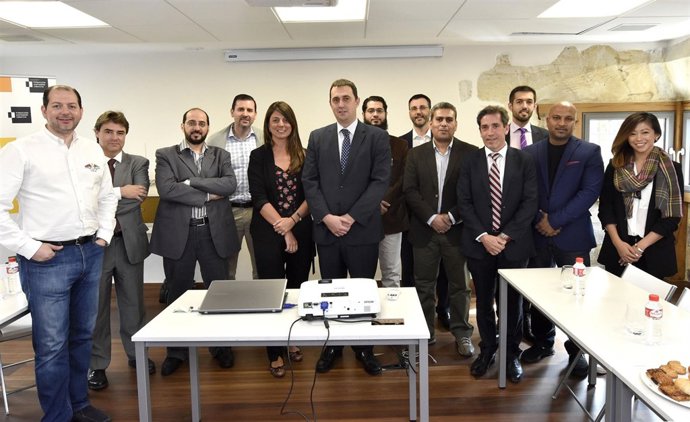 Visita de los socios de Telefónica al Centro de Demostraciones