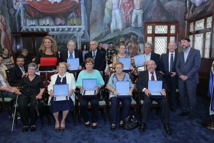 NOTA DE PRENSA Y FOTOGRAFÍAS: PREMIOS ANSINA LOS VALORES HUMANOS 2015