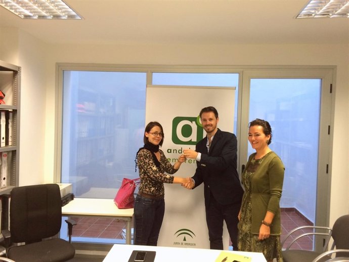 La Junta entrega las llaves de nuevos espacios a empresas del CADE de Motril