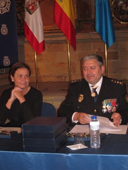 Carmen Moriyón y Dámaso Colunga (Jefe policía Gijón)