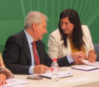 El PP-A acusa al presidente del Parlamento de ser "emisario político" de Díaz