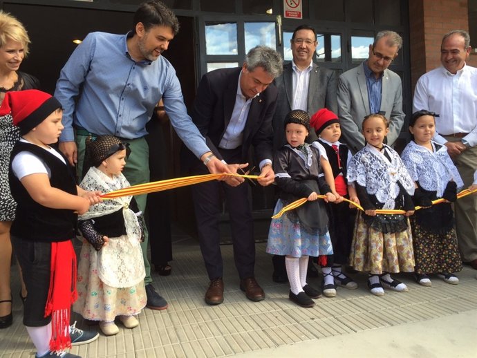 El conseller J.Ciuraneta inaugura la Fira del Préssec de Pinyana