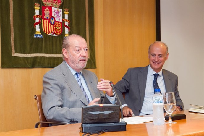 Villalobos hace balance del programa de simulación de empresas