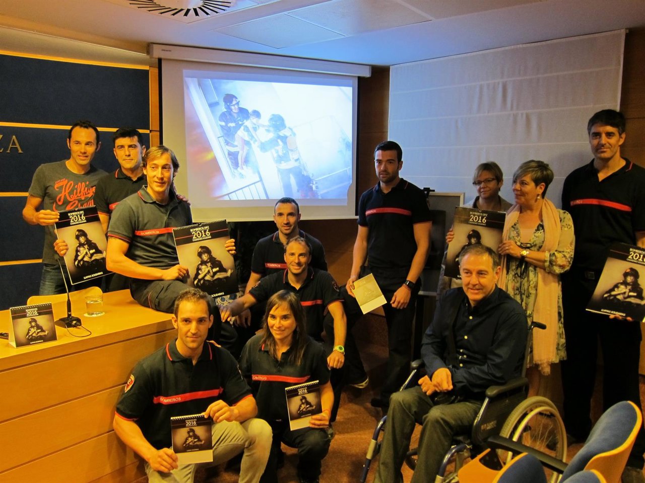 Presetnación del Calendario Solidario 2016 de los Bomberos de la DPZ 