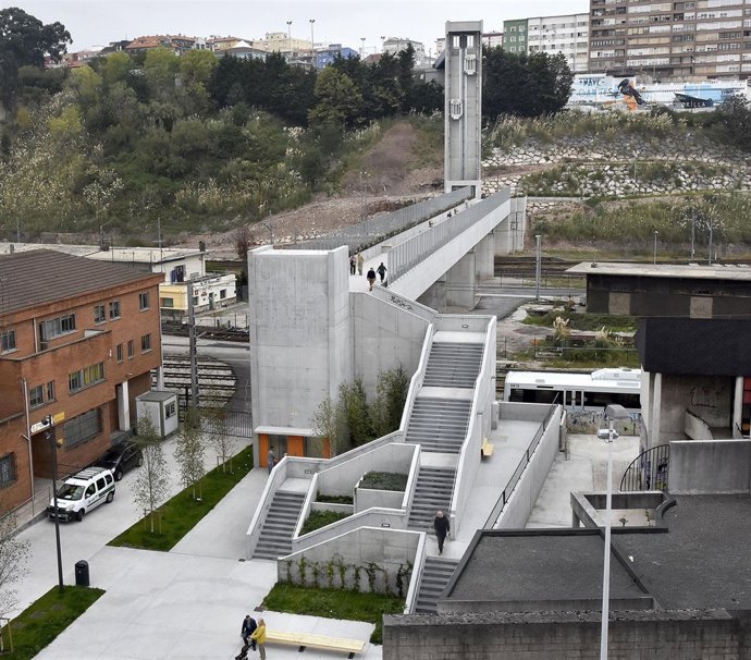 Pasarela de la calle Castilla