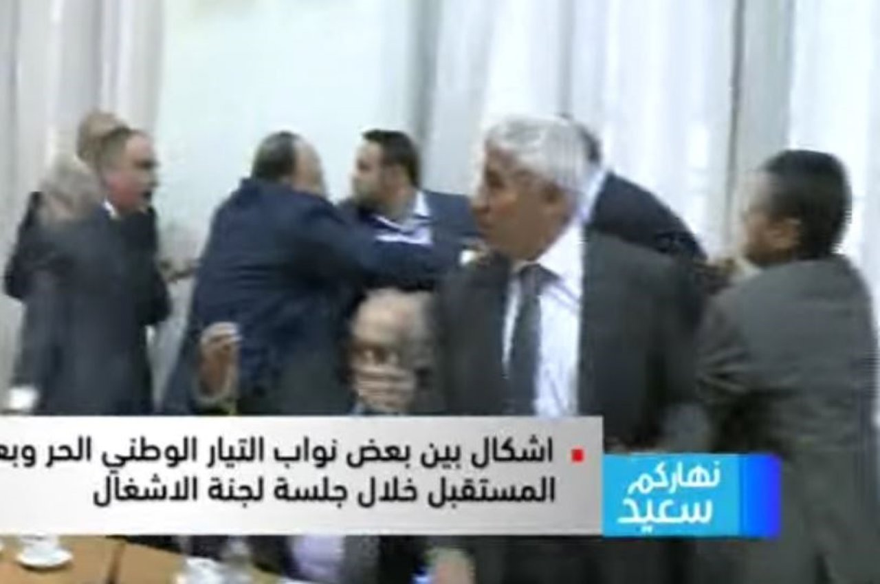 Pelea de diputados libaneses