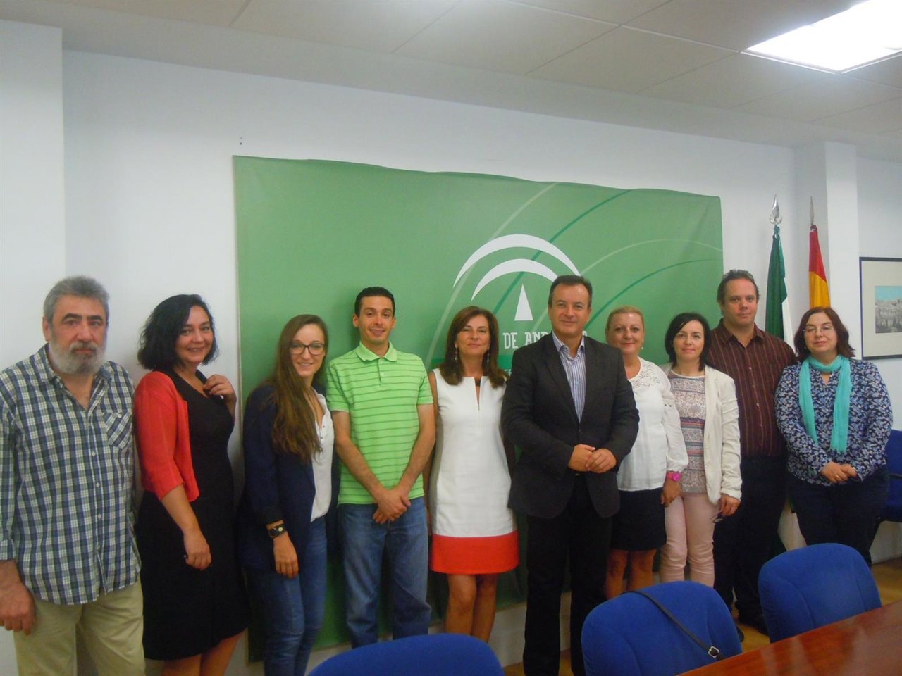 Reunión del delegado de la Junta junto a los representantes de los consumidores.