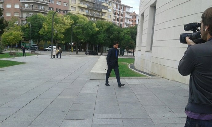 Diego Maquirrian llegando al Palacio de Justicia.