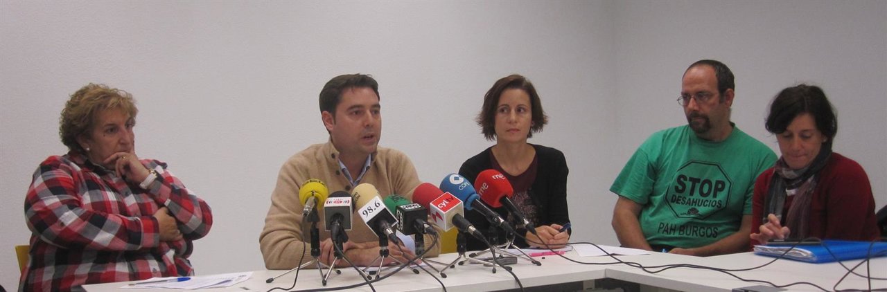 De la Rosa ariende a los medios tras la reunión sobre el Parque de Viviendas