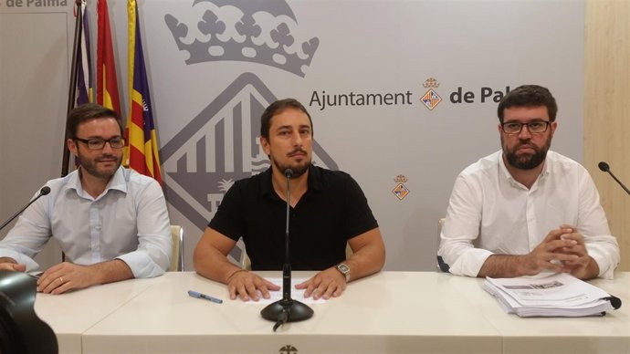 Comas anuncia su dimisión como regidor junto a Hila y Noguera