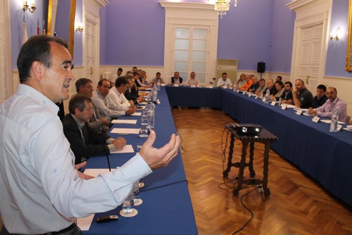 Sánchez Quero en la reunión con los alcaldes celebrada este martes
