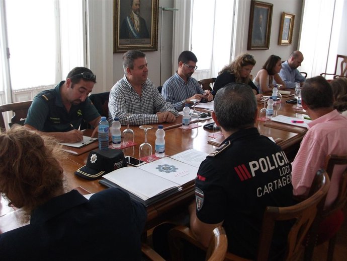 Ayuntamiento Cartagena constituye una Mesa de Bienestar Animal