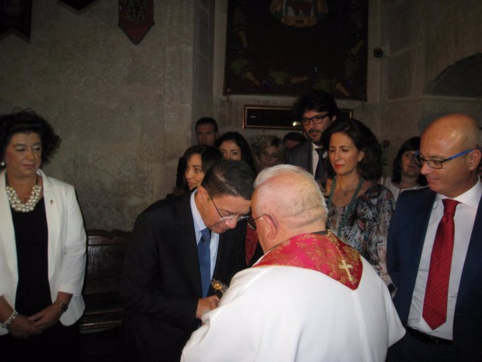 El sercratario general de la OMT visito hoy la basílica de la Vera Cruz