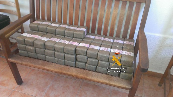 Droga incautada en Marbella en un coche accidentado