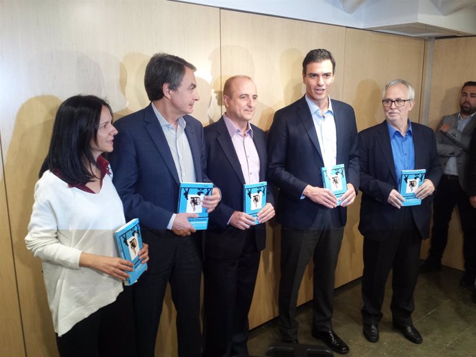 Zapatero y Pedro Sánchez en la presentación de un libro de Miguel Sebastián
