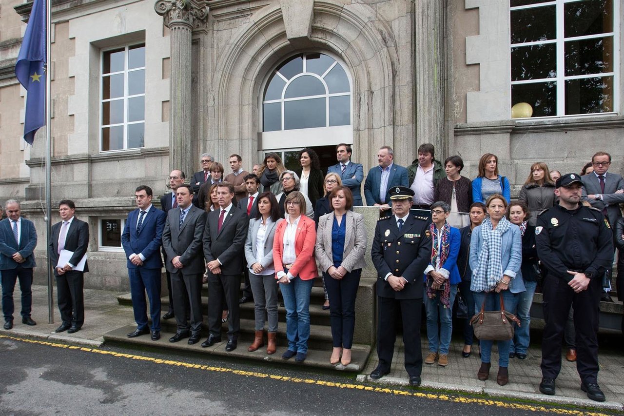 Concentración en la Xunta contra la violencia machista.