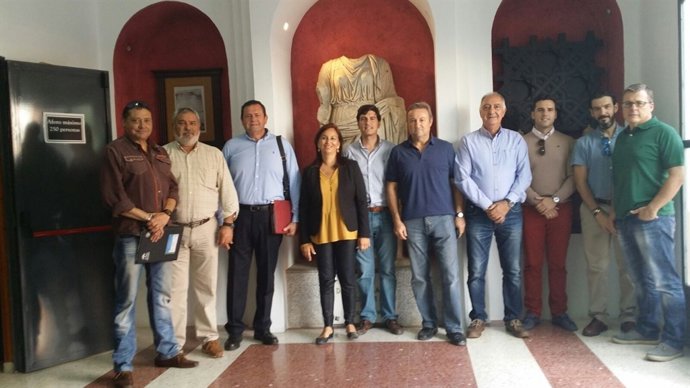Miembros de la Ejecutiva provincial de Ajdepla en Sevilla