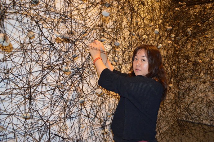 La artista Chiharu Shiota