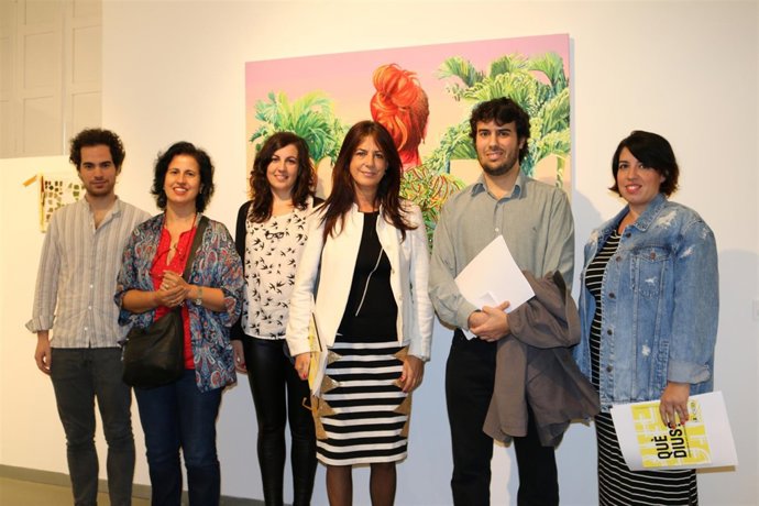 Responsables de la exposición Qué Diús?, que se mostrará en el Cicus