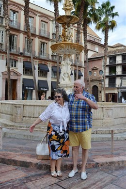 La turista 10 millones de la costa del sol annita george disfruta en málaga viaj