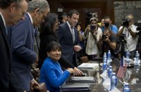 La secretaria de Comercio de EEUU llega a Cuba con el deseo de "mejorar la vida del pueblo"