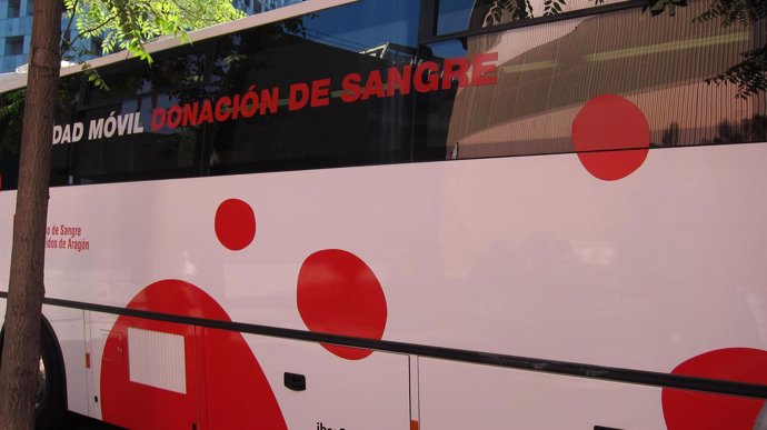 Unidad móvil de donación de sangre de Aragón