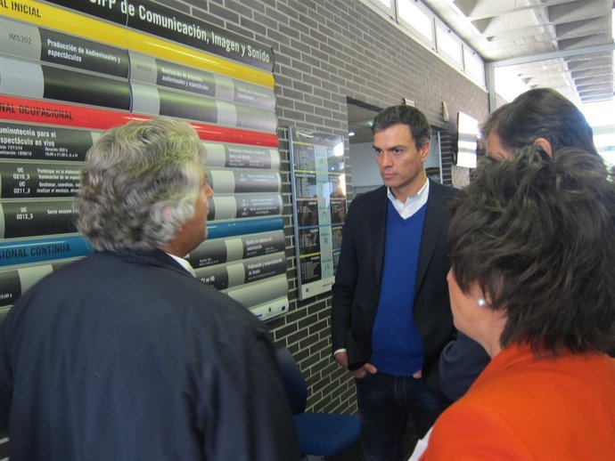 El secretario general del PSOE, Pedro Sánchez, en Langreo