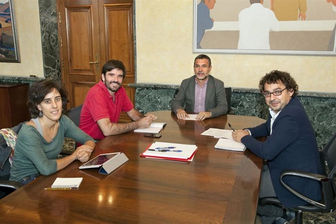Marisa Marqués, Eneko Larrarte, Miguel Laparra y Txema Mauleón.