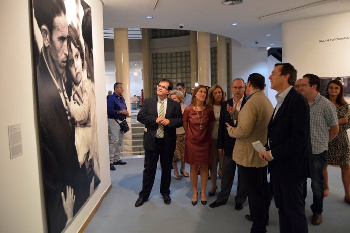 Rodríguez-Comendador inaugura un segundo espacio expositivo del Museo de Arte