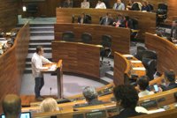 IU saca adelante su moción contra la contaminación renunciando a endurecer los controles