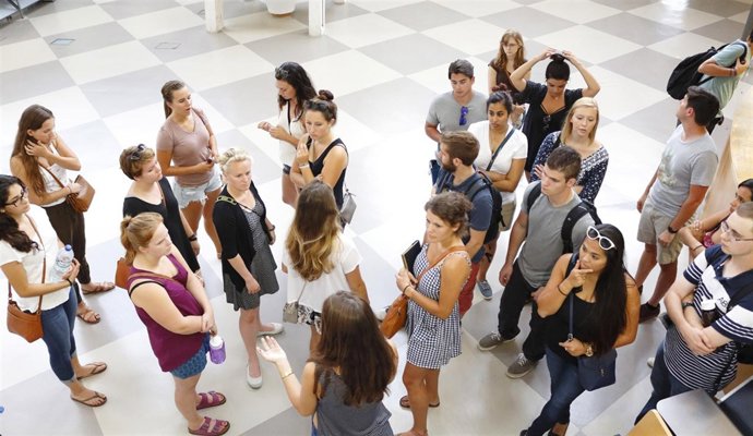 Estudiantes en la UPO