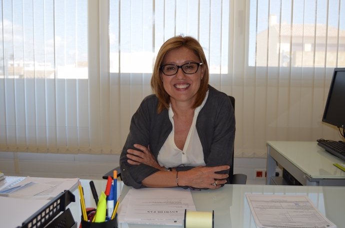 La concejala de Seguridad Ciudadana y Contratación, María  Teresa Foncuberta