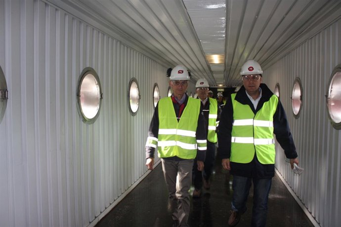 Francisco Blanco visita la central térmica de Aboño
