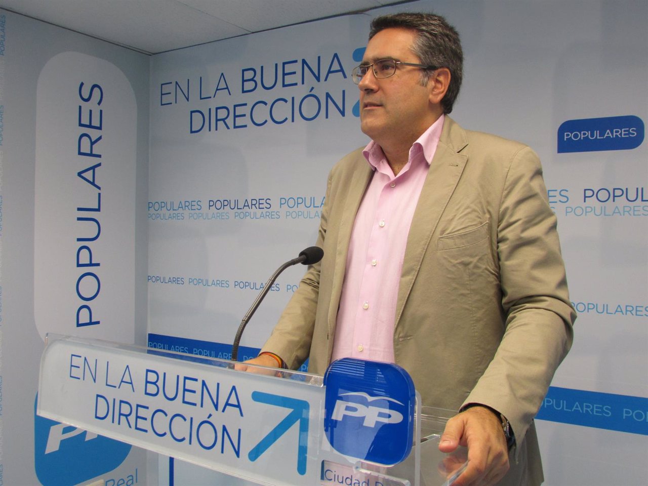 PP CLM (Nota De Prensa, Corte Y Fotografía) Miguel Ángel Rodríguez. El PP Y El P
