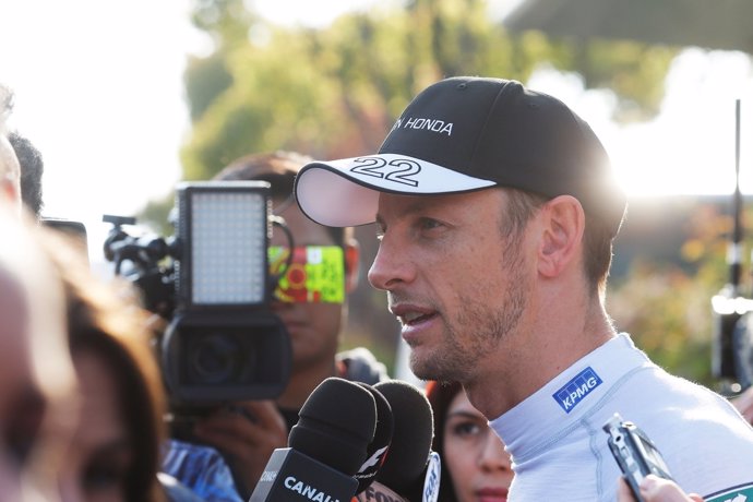 Jenson Button con la prensa