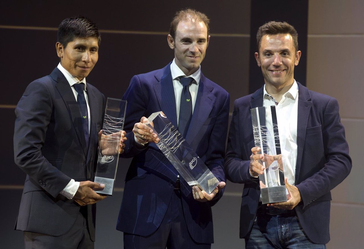 Nairo Quintana, Alejandro Valverde yJoaquim Rodriguez en la gala UCI