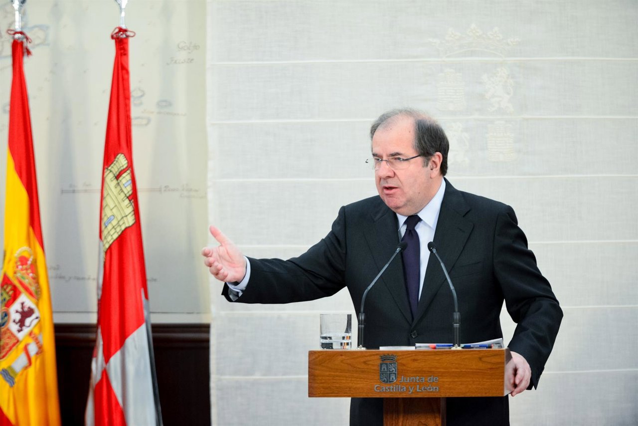 Herrera presenta el proyecto de presupuestos de 2015