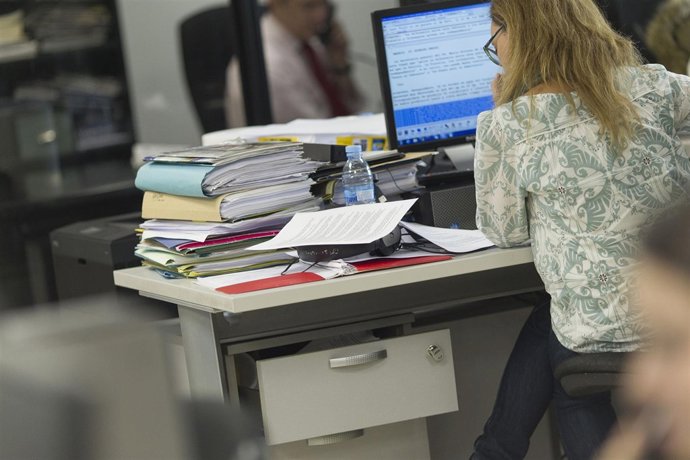 Trabajadora en una empresa