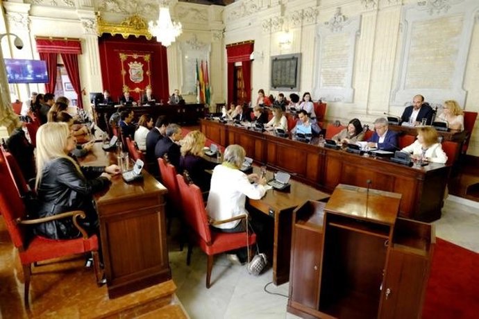 Pleno extraordinario Ayuntamiento Málaga aprobación ordenanzas fiscales