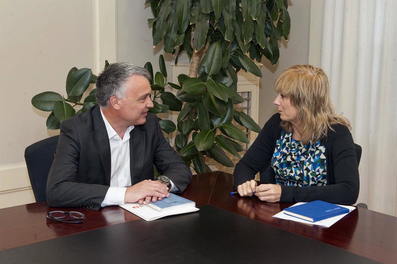 Enériz y Ollo en la reunión