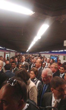 Estación de Campo de las Naciones colapsada