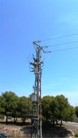 Línea de media tensión con telecontrol