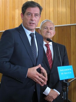 Besteiro y Méndez Romeu en el Parlamento