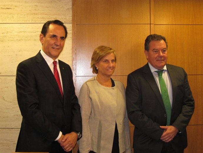 Presidente Iberavala, consejera Desarrollo Económico y gerente ADER