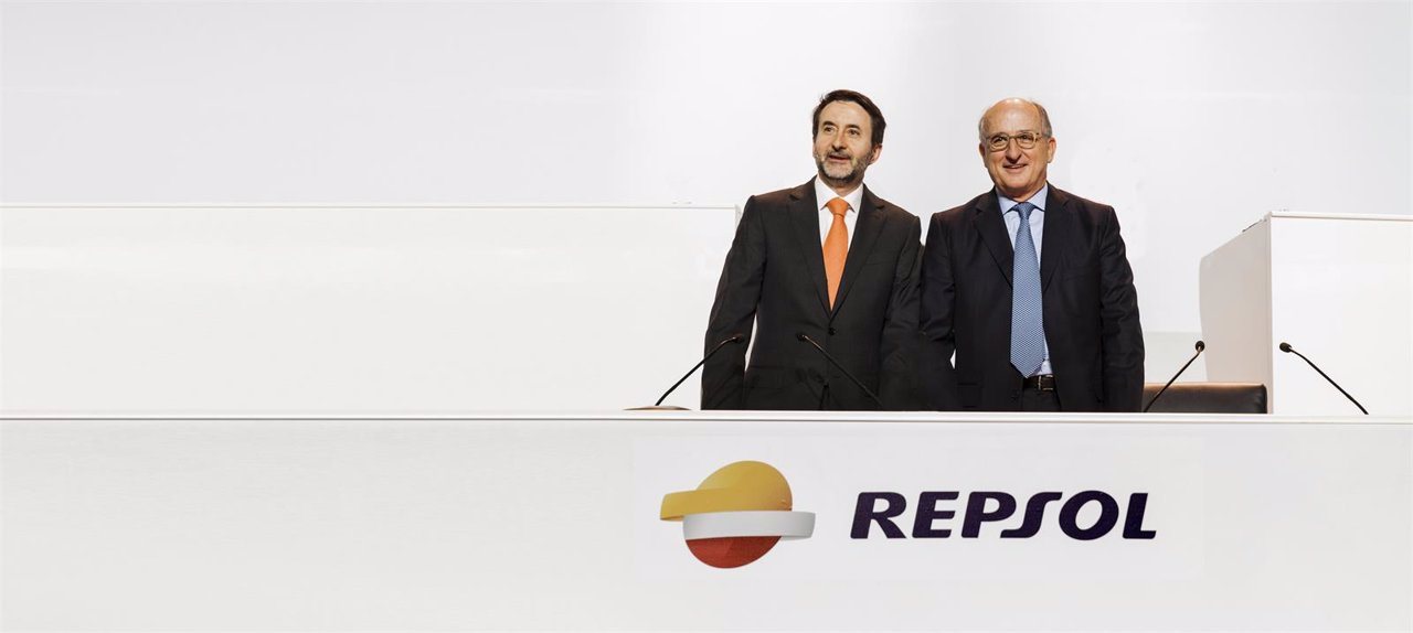 El consejero delegado de Repsol, Josu Jon Imaz, y el presidente, Antonio Brufau