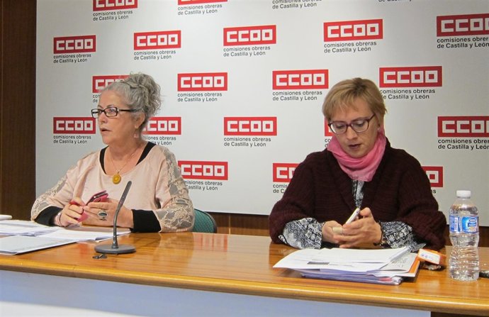 Bernarda García Córcoba y Elsa Caballero en la presentación